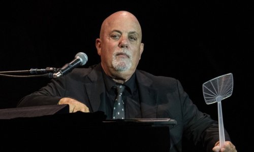 Prijatelj mu je spasio život, a slavni glazbenik mu je 'zahvalio' tako što mu je zaveo suprugu