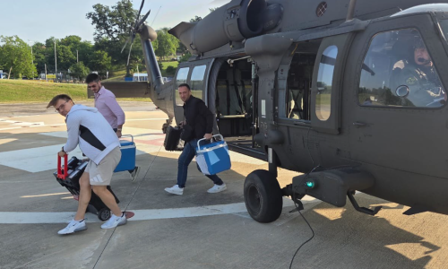 HRZ helikopterom Black Hawk prevezao medicinski tim sa srcem