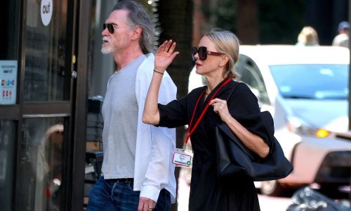 Hit obuća idealna za svaku prigodu osvojila je i lijepu plavušu