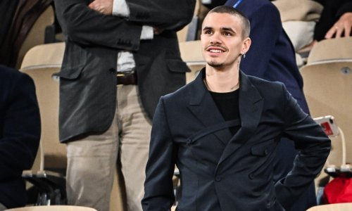 Prvi izlazak mladog Beckhama nakon prekida: Stilom osvojio Roland Garros