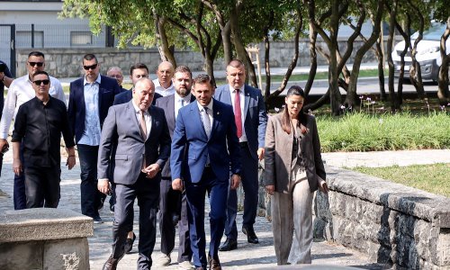 VIDEO Tomislav Šuta preuzeo dužnost, pogledajte pljesak kojim je dočekan