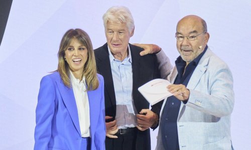 U stajling supruge Richarda Gerea nije se teško zaljubiti, a cipele su čista fantazija