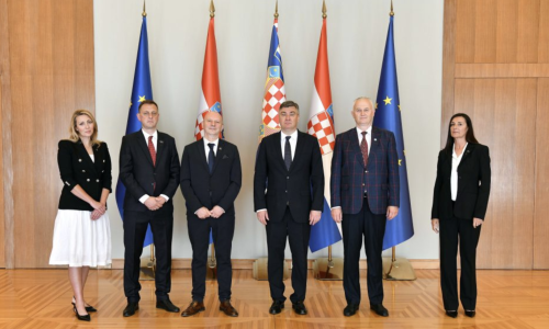 Povodom 90. Zlatne igle vodstvo Udruženja zagrebačkih obrtnika kod Milanovića