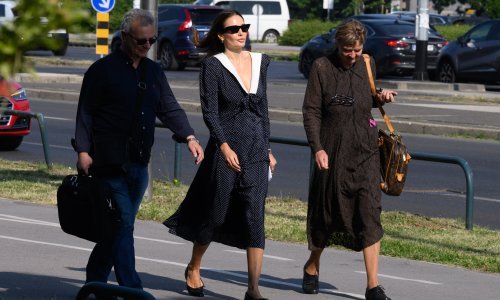 U najudobnijim cipelama: Tatjana Dragović mamila poglede uoči ročišta s Goranom Ivaniševićem