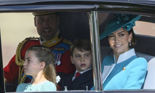Članovi kraljevske obitelji na okupu: Evo tko je sve stigao na rođendan kralja Charlesa