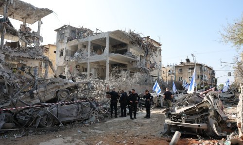 Više od 200 ozlijeđenih u iranskom napadu na Izrael, 800 u napadima Izraela na Iran