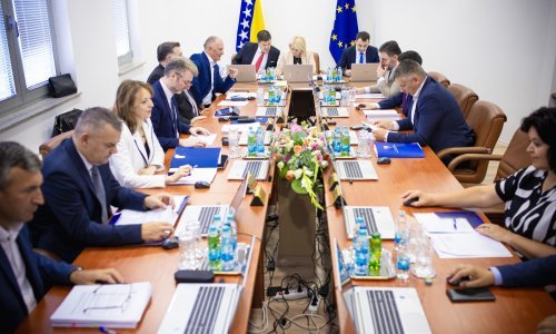 Vijeće ministara BiH jedva funkcionira, ministri u sve većim sukobima