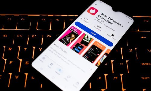Na Tinderu od sada možete dogovoriti spoj u četvero