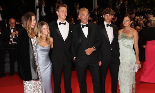 Kevin Costner iskreno o izazovima očinstva: 'Pokušavam im pružiti dom kojem će se vraćati'