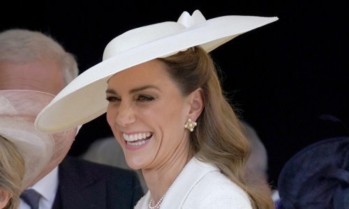 Kate Middleton nikada do sada nije imala tako dugu kosu, evo u čemu je tajna