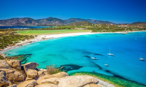 Tirkizne boje i bijeli pijesak: Ovaj mediteranski raj ima najljepše plaže i kristalno čisto more