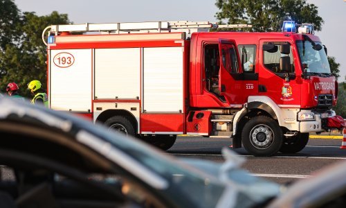 U obiteljskoj kući na Žitnjaku izbio požar: Troje ozlijeđenih, među njima i vatrogasac