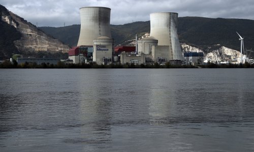 Visoke temperature rijeka prijete proizvodnji struje u francuskim nuklearkama