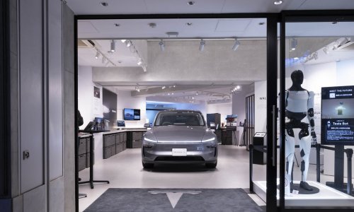 Musk: 'Tesla u Austinu pokreće robotaksije'