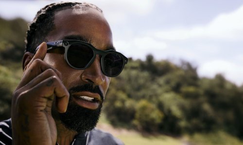 Meta i Oakley predstavili AI sunčane naočale za sportaše