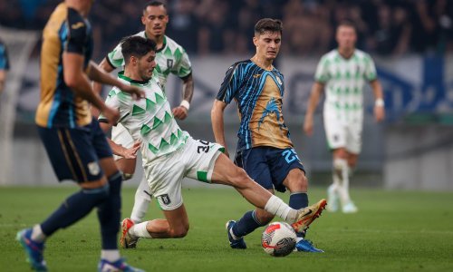 Raul Florucz (u bijelo-zelenom dresu)