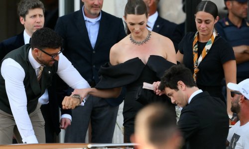 Šogorica Ivanke Trump ugledala se na Lady Di i servirala haljinu s dekolteom koji nije za svakoga