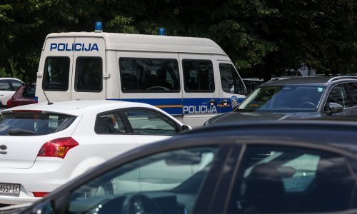 Ženska mreža oglasila se oko Filipinke koja je ostavila novorođenče na Korčuli