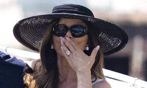 Bijela haljinica, ispod nje podvezica: Lauren Sanchez ovim detaljem oborila je Bezosa s nogu