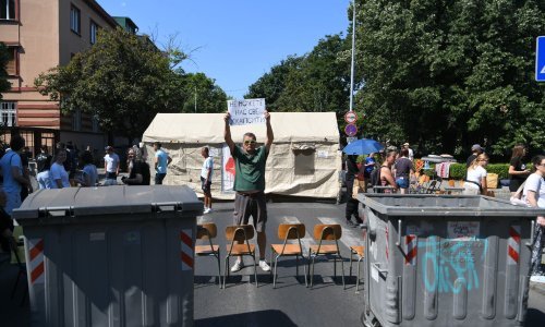 Građani Srbije 'izluđuju' policiju: Što su to raspršene blokade i zašto ih je teško zaustaviti?