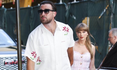 Zaljubljeni i modno usklađeni: Retro stajlinzi poznatog para imaju poseban šarm