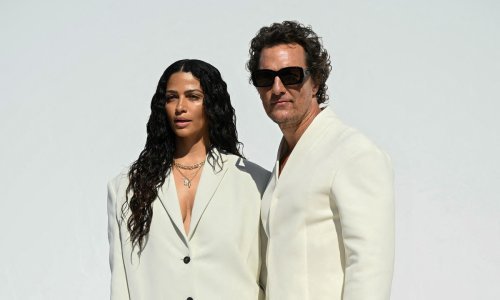 Svi su gledali u ovaj poznati par: Usklađenim izdanjima ukrali show na reviji