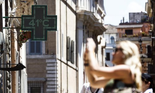 Politico: Zbog vrućine bi u iduća tri dana moglo biti ozbiljnih posljedica. Hrvati su među najugroženijima