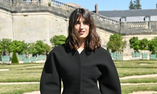 Sada je službeno, vraćaju se najomraženije hlače, nosi ih i ikona francuskog chica