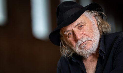 Rade Šerbedžija: Opraštam svima koji su me mrzili. Kad prestanem biti radoznao, Lenka će me povesti u šetnju pored mora