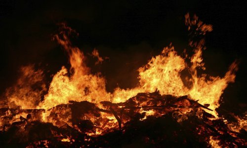 U Libanonu zapaljena knjižnica s 80 tisuća knjiga