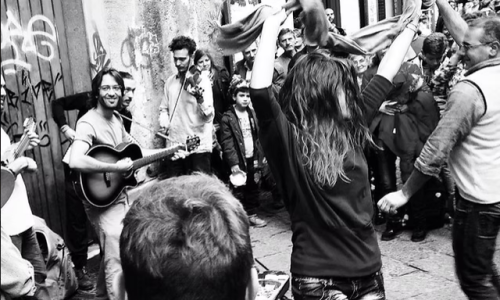 Priča o napuljskim uličnim sviračima kojima nitko ne može odoljeti, a u nedjelju stižu u Zagreb