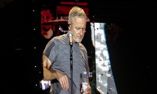 Pogledajte prizore s Thompsonove probe: Okupila se gomila ljudi, pojavio se i Plenković