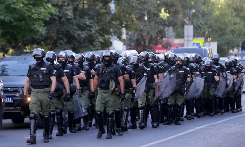 Njemački mediji: 'Policija u Srbiji se osjeća poniženo zbog igre mačke i miša'