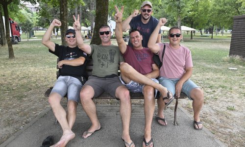 Na Bundeku otvorena fan zona za posjetitelje Thompsonova koncerta, pogledajte atmosferu