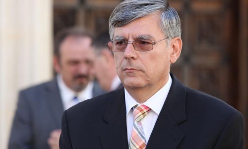 'Zakon o životnom partnerstvu ne zabranjuje posvajanje'