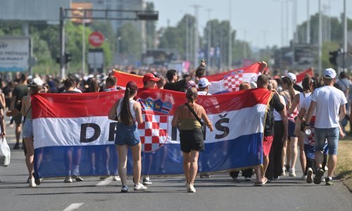 Policija: 'Ušli smo u trag onima koji su pjevali ustaške pjesme na Thompsonu'