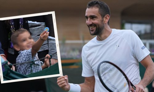 Nakon pobjede Marin Čilić potrčao u najdraži zagrljaj pa od sina dobio - novčić za sreću