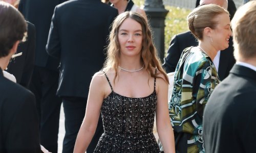 Svi pričaju o rođendanskoj haljini unuke Grace Kelly