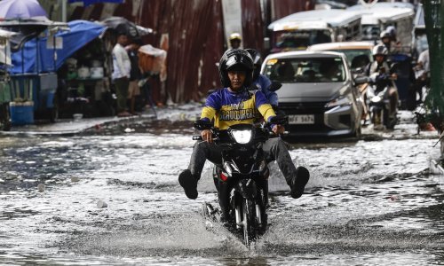 Tajfun pogodio Tajvan: Dvoje mrtvih, stotine tisuća ljudi bez struje, obustavljen promet