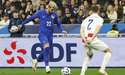Theo Hernández vs. Josip Stanišić