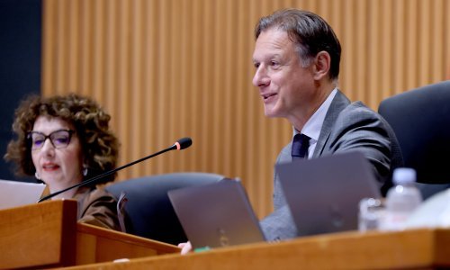 Zastupnici podržali zakon kojim se želi osigurati sigurnost hrane na tržištu