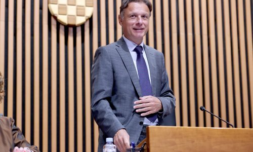 Jandroković: Dušebrižnici svode događaj za pamćenje na poklič iz jedne pjesme