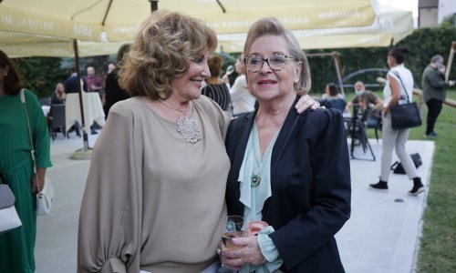 Emotivna čestitka: Evo što je Tereza Kesovija poručila Gabi Novak za 89. rođendan