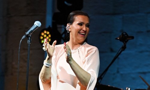 Pogledajte kakvu je atmosferu Nina Badrić napravila na otvaranju Dubrovačkih ljetnih igara