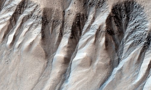 Znanstvenici otkrivaju: Svemirski led je puno čudniji nego što smo očekivali