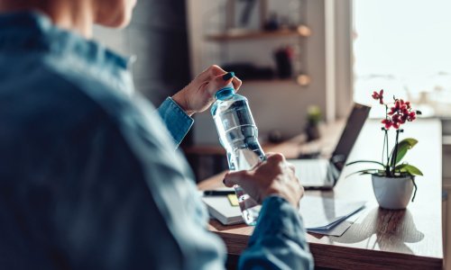 Znate li koliko dnevno morate piti vode? Najnovije istraživanje moglo bi vas iznenaditi