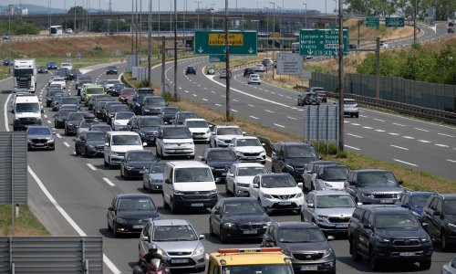 Gužve na cestama su velike: Pogledajte gdje su kolone i zastoji na prometnicama