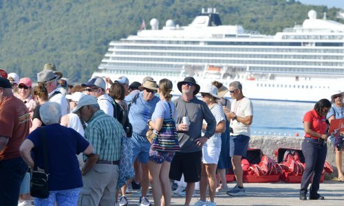 Kruzera na Jadranu pet posto više nego lani, no putnika je manje