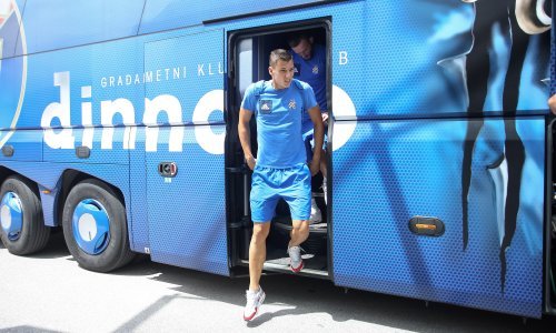 Povezivao se s povratkom u Dinamo, htjela ga je i Rijeka, a sad blista u novom klubu