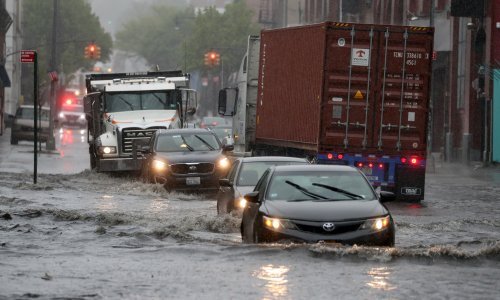 Dvije osobe poginule u poplavama u New Jerseyju